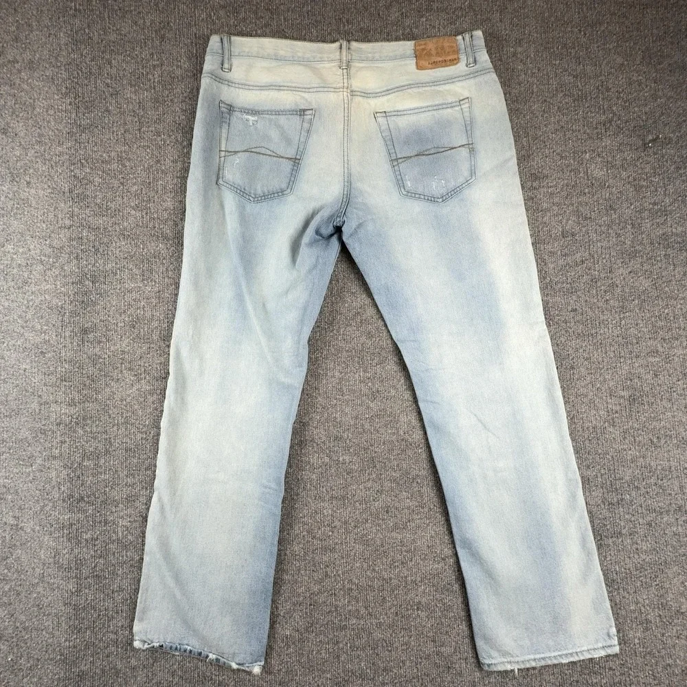Aeropostale Jeans Mens 36x31 Light Wash Blue Slim Straight Distressed Denim